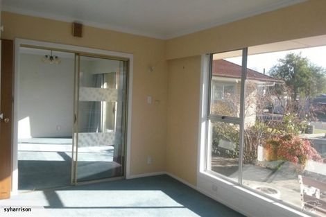 Photo of property in 1/77 Memorial Avenue, Ilam, Christchurch, 8053