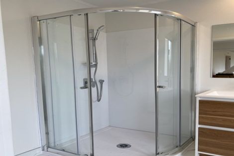 Photo of property in 48 The Avenue, Albany, Auckland, 0632