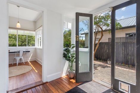 Photo of property in 112 Petrie Street, Richmond, Christchurch, 8013