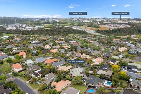 Photo of property in 13 Lucas Way, Albany, Auckland, 0632