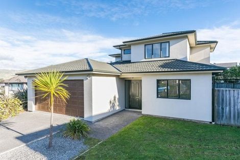 Photo of property in 5 Abel Glen, Aotea, Porirua, 5024