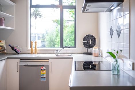 Photo of property in 8/2 Armoy Drive, East Tamaki, Auckland, 2016