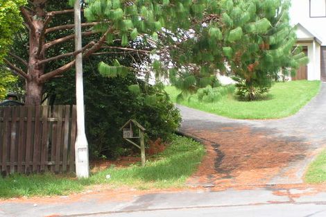 Photo of property in 10 Arde Place, Massey, Auckland, 0614
