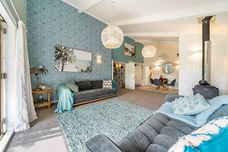 Photo of property in 62a Chatsworth Road, Silverstream, Upper Hutt, 5019