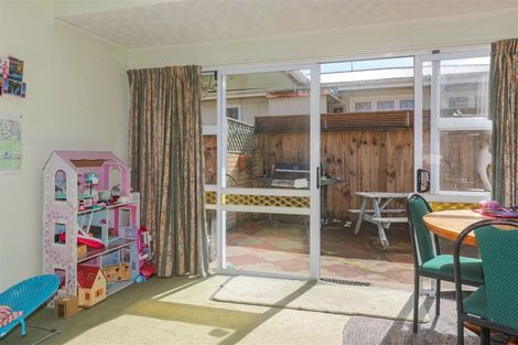 Photo of property in 128 Great South Road, Huntly, 3700