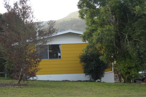 Photo of property in 40 Pihanga Road, Kuratau, Turangi, 3381