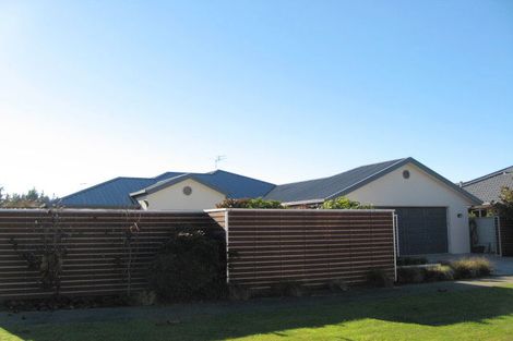 Photo of property in 16 Langley Place, Belfast, Christchurch, 8051