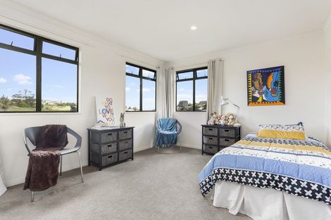 Photo of property in 39 Regency Park Drive, Gulf Harbour, Whangaparaoa, 0930