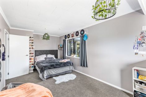 Photo of property in 68 Brois Street, Frankleigh Park, New Plymouth, 4310