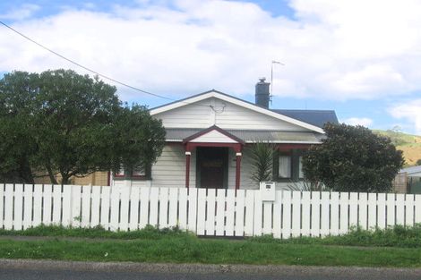 Photo of property in 48 Valley Road, Hikurangi, 0114