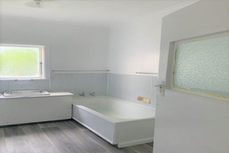 Photo of property in 2/4 Rodney Street, Waiwhetu, Lower Hutt, 5010