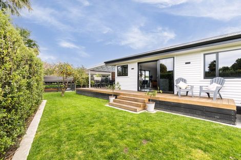 Photo of property in 38 King Street, Taradale, Napier, 4112