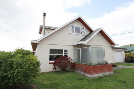 Photo of property in 23 Edward Street, Pahiatua, 4910