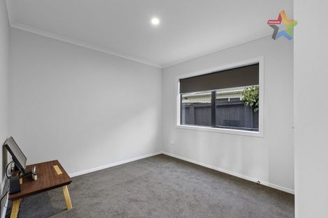 Photo of property in 428a Stokes Valley Road, Stokes Valley, Lower Hutt, 5019