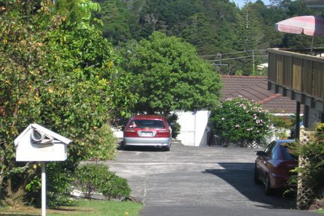 Photo of property in 1/39 Woodcote Drive, Glenfield, Auckland, 0629
