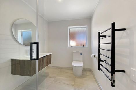 Photo of property in 1/20 Tamaki Bay Drive, Pakuranga, Auckland, 2010