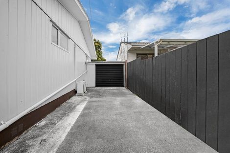Photo of property in 2/10a Lupton Road, Manurewa, Auckland, 2102
