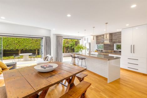 Photo of property in 51 Oxley Avenue, St Albans, Christchurch, 8014