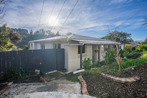 Photo of property in 94 Brockville Road, Glenross, Dunedin, 9011