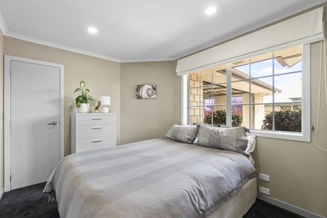 Photo of property in 17 Farleigh Close, Huntington, Hamilton, 3210