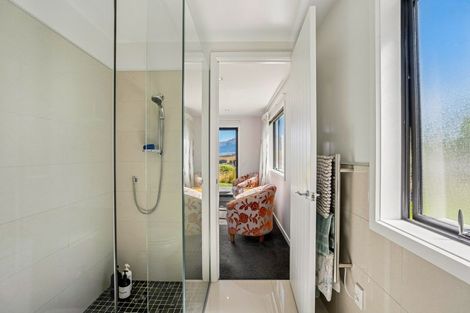 Photo of property in 15 Mckellar Drive, Jacks Point, Queenstown, 9371