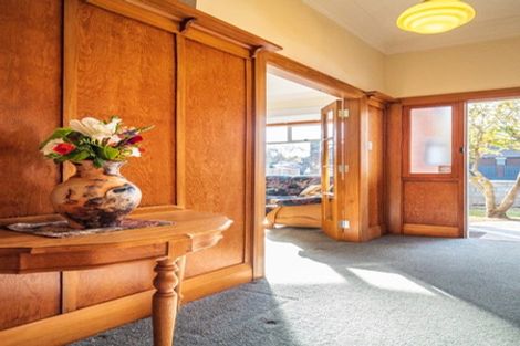 Photo of property in 3 Mornington Road, Balaclava, Dunedin, 9011