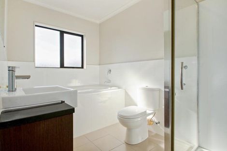 Photo of property in 3 Galora Close, Flat Bush, Auckland, 2019