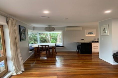 Photo of property in 127 Matipo Road, Te Atatu Peninsula, Auckland, 0610
