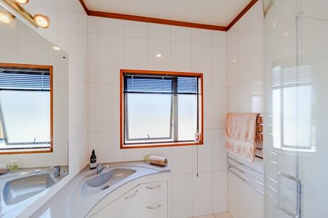 Photo of property in 297 Porangahau Road, Waipukurau, 4282