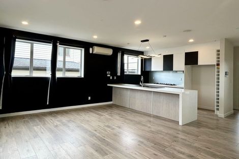 Photo of property in 16 Kaipuke Crescent, Gulf Harbour, Whangaparaoa, 0930