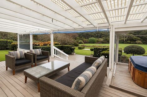 Photo of property in 998 Peak Road, Helensville, 0875