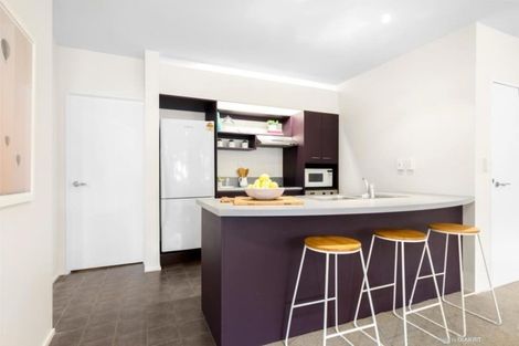 Photo of property in St Peters Apartments, 1e/192 Willis Street, Te Aro, Wellington, 6011