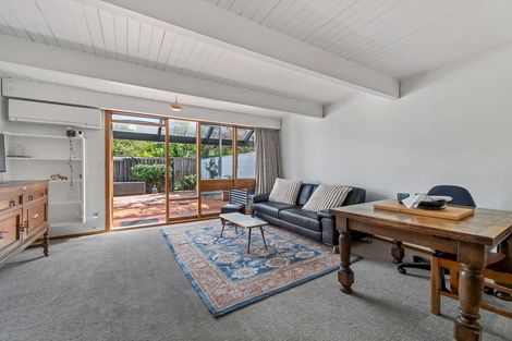 Photo of property in 2/25 Holly Road, St Albans, Christchurch, 8014