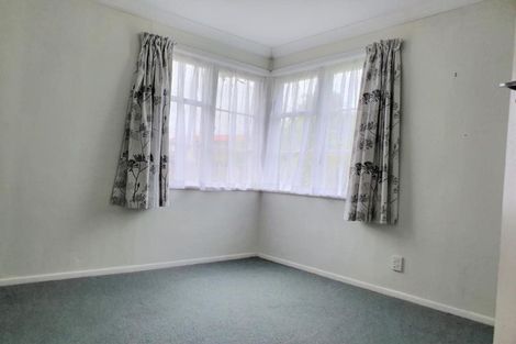 Photo of property in 7 Huia Grove, Elderslea, Upper Hutt, 5018