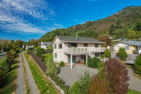 Photo of property in 5 Mahakipawa Road, Havelock, 7100