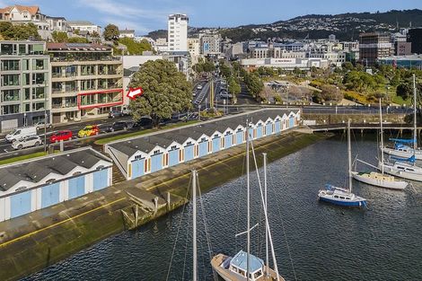 Photo of property in Semple House, 1b/84 Oriental Parade, Oriental Bay, Wellington, 6011