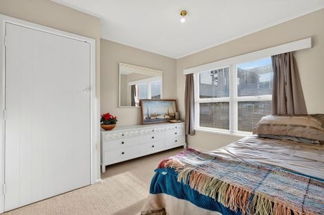 Photo of property in 1/2 Tye Road, Hillcrest, Auckland, 0627