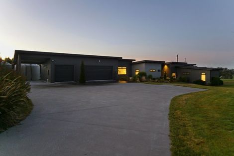 Photo of property in 55 Lomond Grove, Acacia Bay, Taupo, 3385