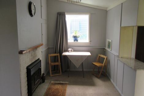 Photo of property in 28 Leonard Street, Waimate, 7924