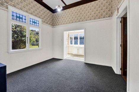 Photo of property in 8 Hadfield Street, Patea, 4520