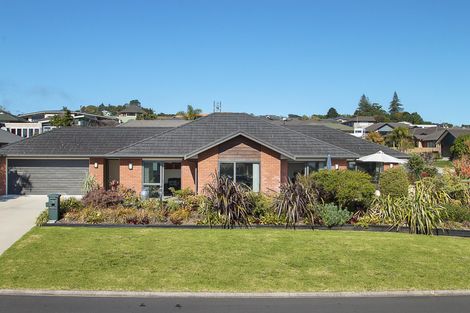 Photo of property in 1 Ludlow Place, Pukekohe, 2120