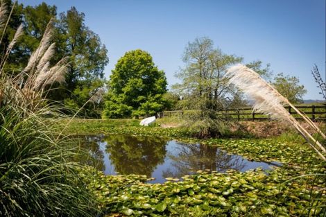 Photo of property in 291 North Road, Clevedon, Papakura, 2582