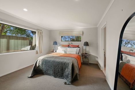 Photo of property in 33a Lismore Street, Strandon, New Plymouth, 4312