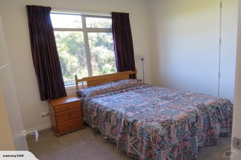 Photo of property in 47 Harbour View Road, Te Atatu Peninsula, Auckland, 0610