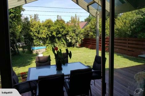 Photo of property in 2/76 Glenvar Road, Torbay, Auckland, 0630