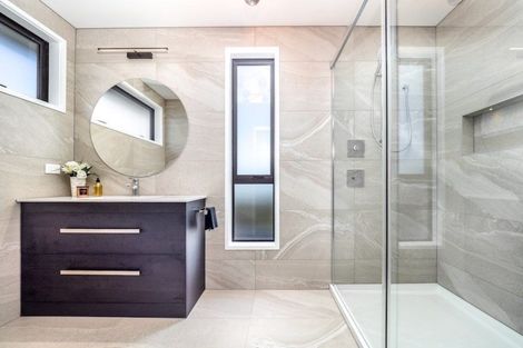 Photo of property in 2 Walter Lawry Road, Paerata, Pukekohe, 2124