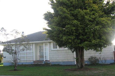Photo of property in 1 Montrose Place, Takaro, Palmerston North, 4412