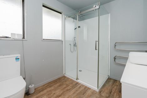 Photo of property in 16 Cowley Drive, Temple View, Hamilton, 3218