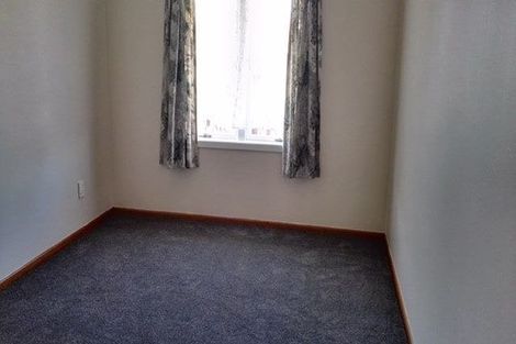 Photo of property in 14 Bedford Street, Te Atatu South, Auckland, 0610