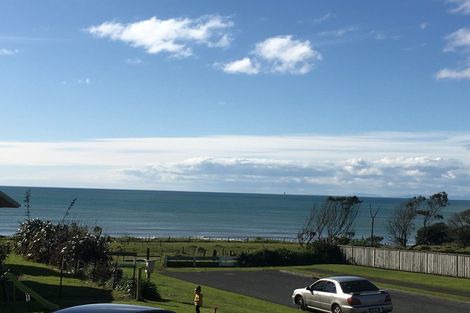 Photo of property in 17 Aubrey Street, Waitara, 4320